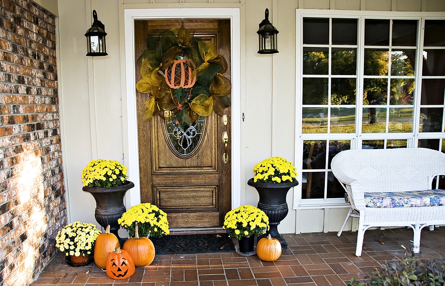 5 Easy Fall Outdoor Home Improvement Projects
